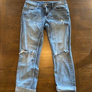 Distressed Boyfriend jeans Size 27